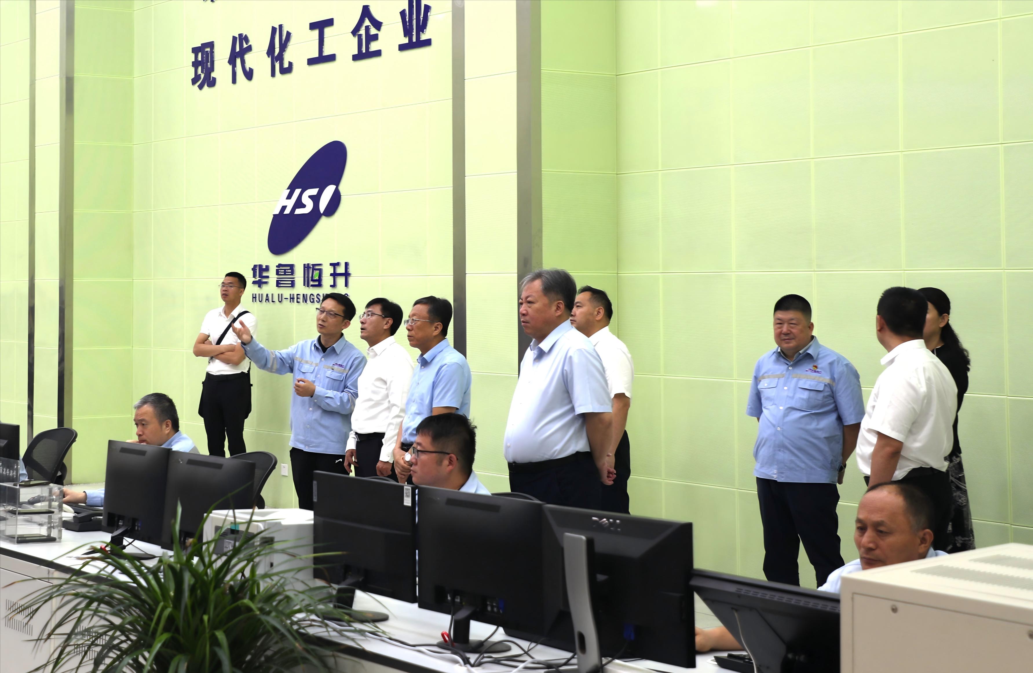 AB7I2832(1).jpg